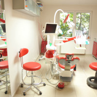 Dental And Implants 