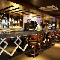 F Bar And Lounge