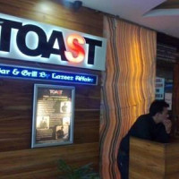 Toast Restaurant